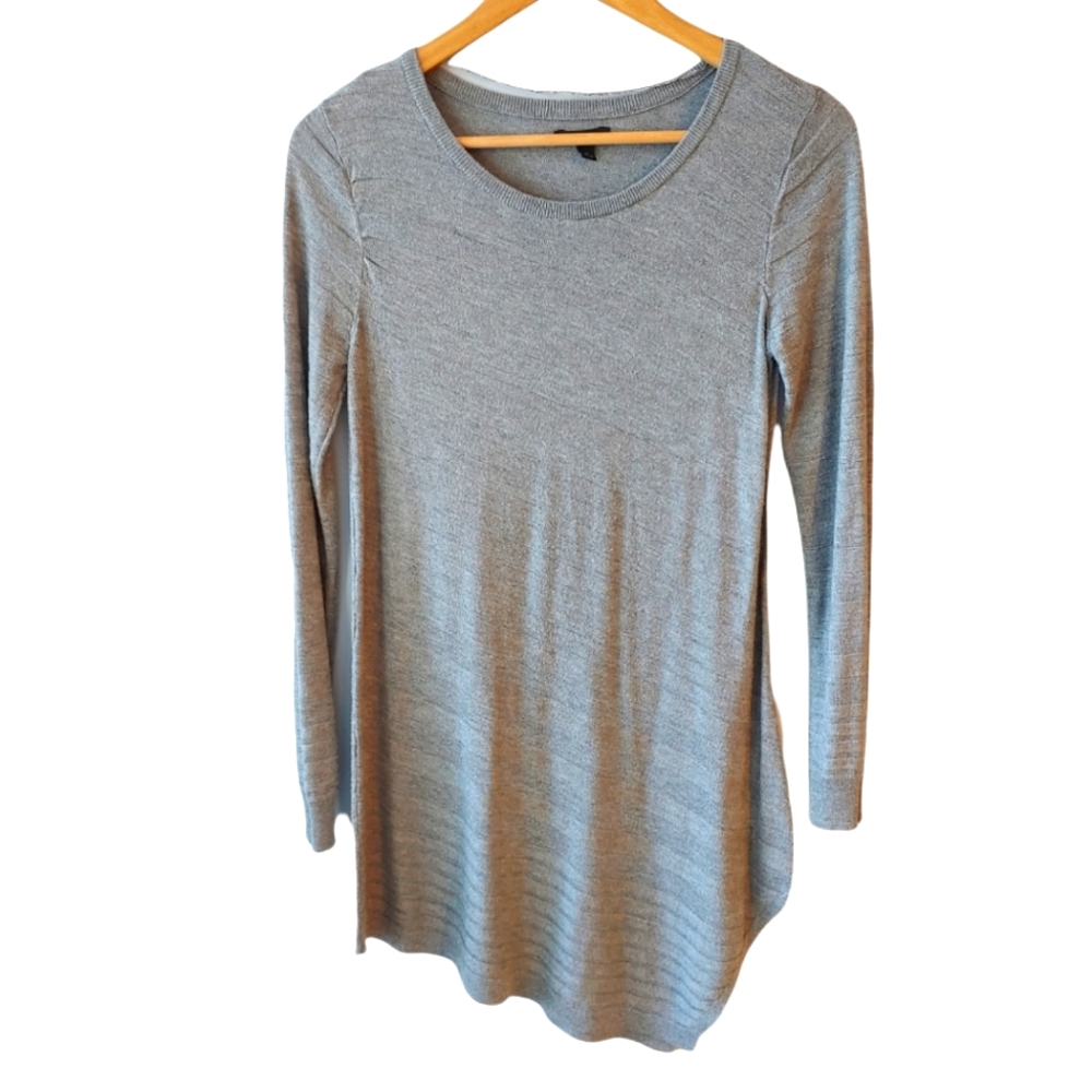 Apt 9 Grey Asymmetrical Hem Sweater Size Medium